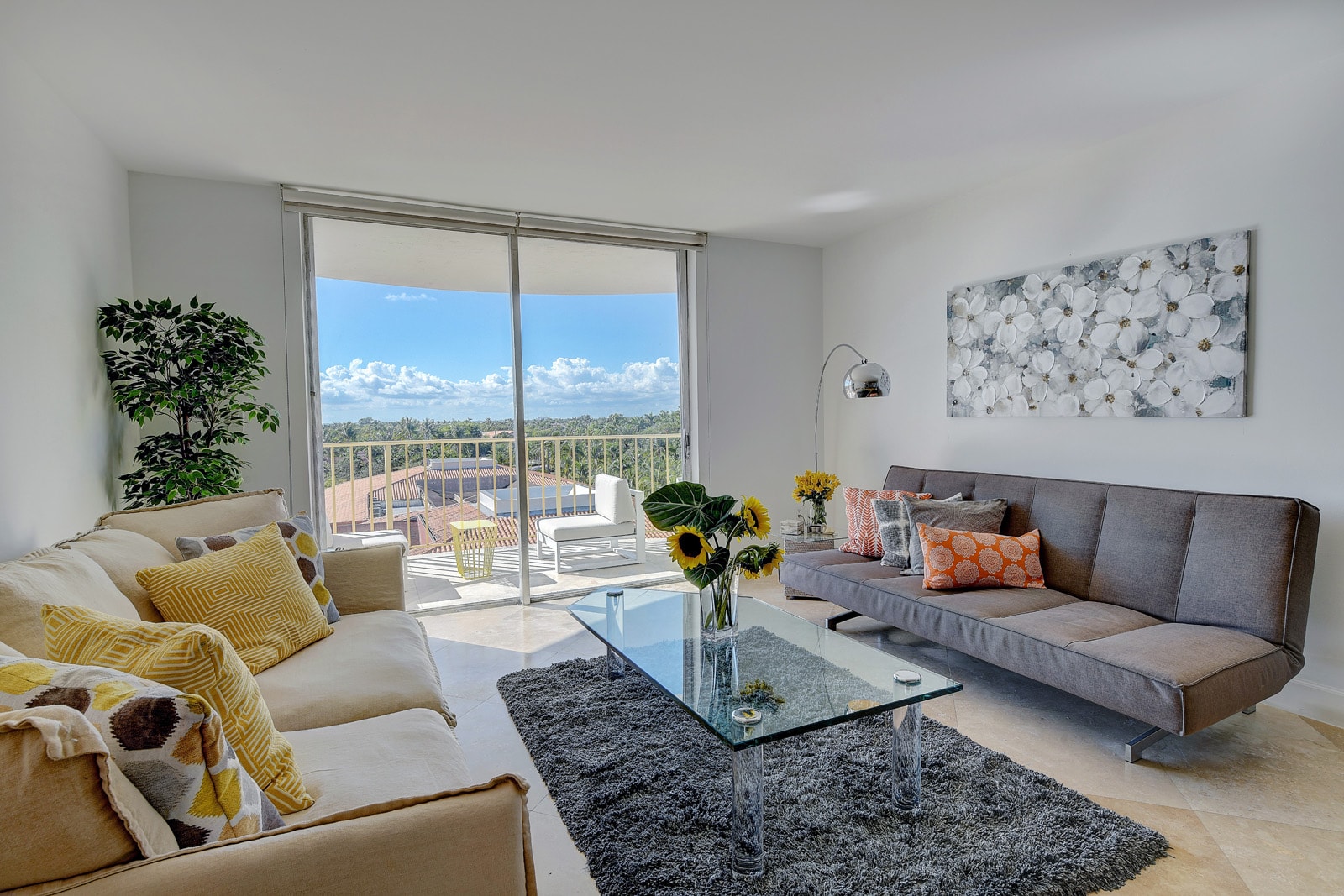 Staged kitchen — Realty Solutions Group