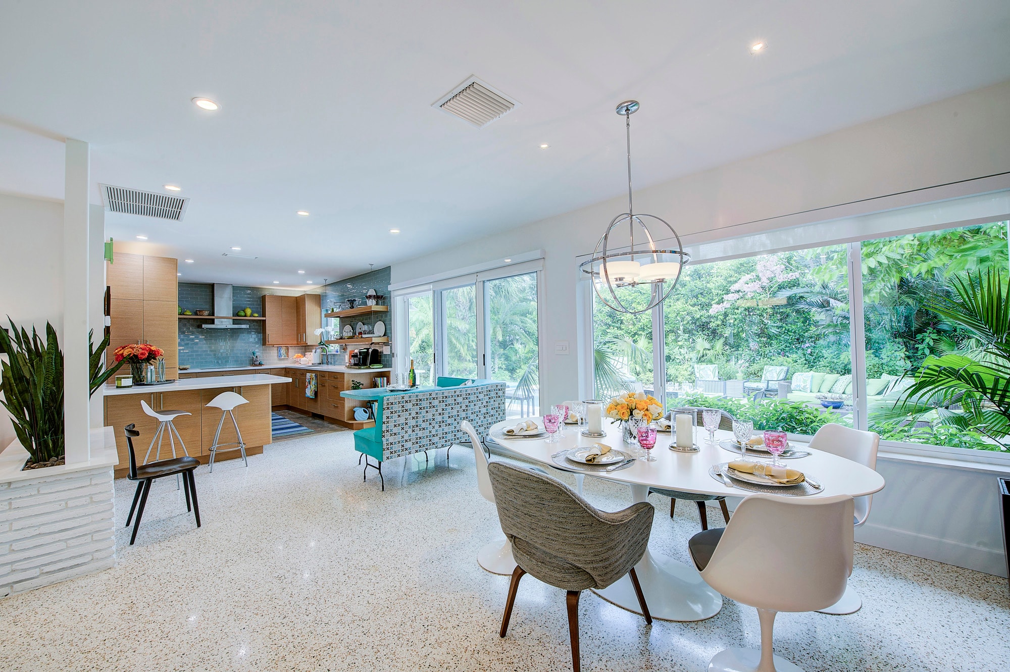 Staged master suite — Realty Solutions Group